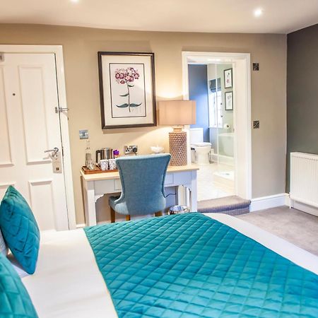 The Bell - Brunning And Price Hotel Alderminster Екстериор снимка