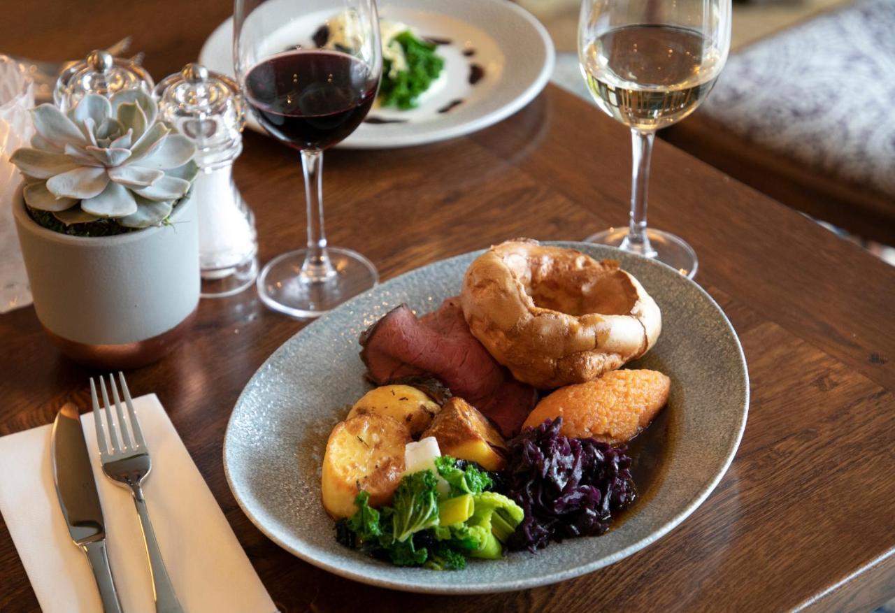 The Bell - Brunning And Price Hotel Alderminster Екстериор снимка