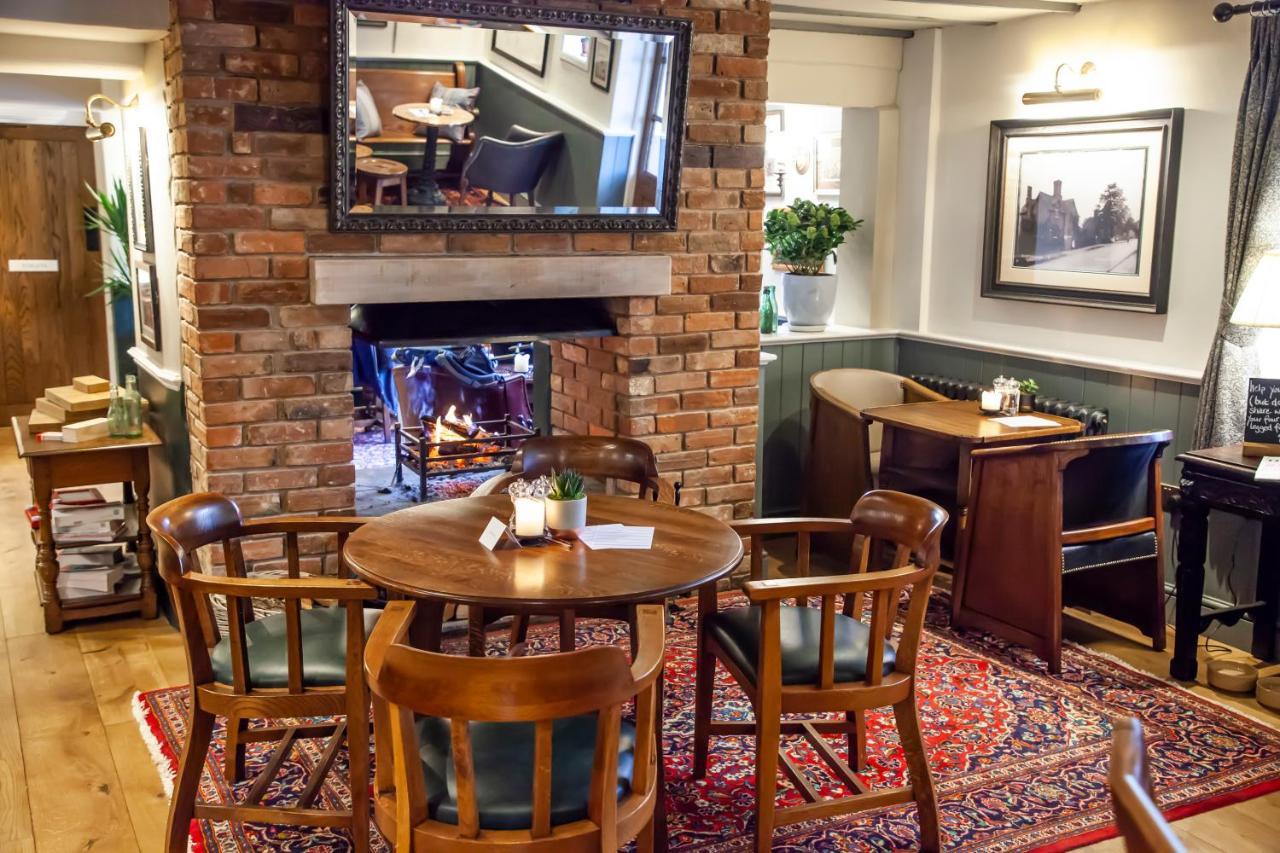 The Bell - Brunning And Price Hotel Alderminster Екстериор снимка