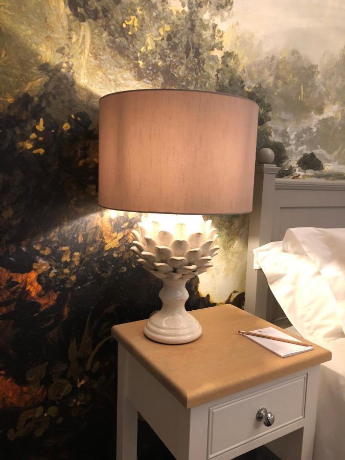 The Bell - Brunning And Price Hotel Alderminster Екстериор снимка