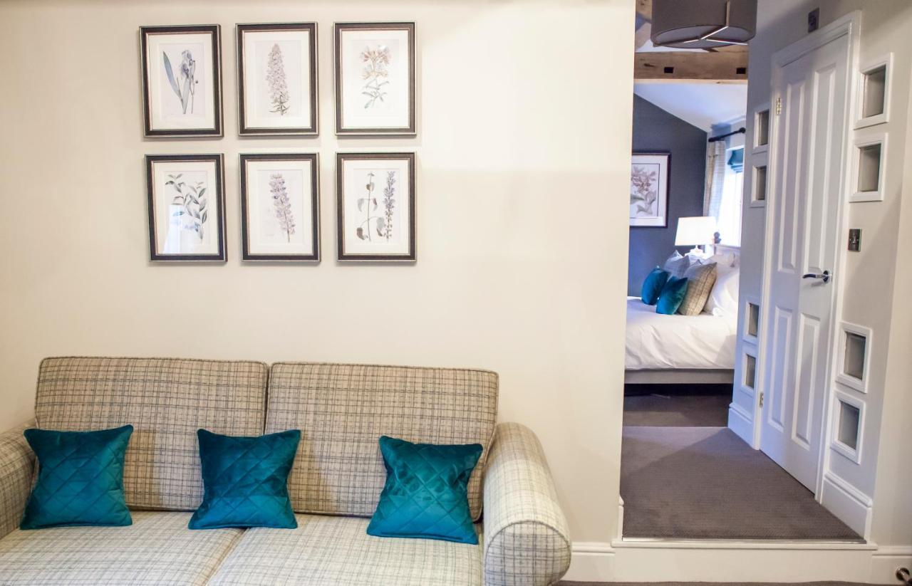 The Bell - Brunning And Price Hotel Alderminster Екстериор снимка