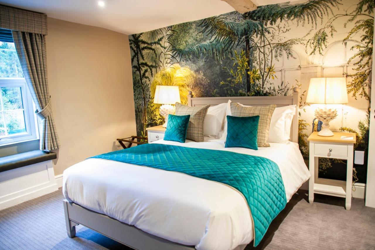 The Bell - Brunning And Price Hotel Alderminster Екстериор снимка