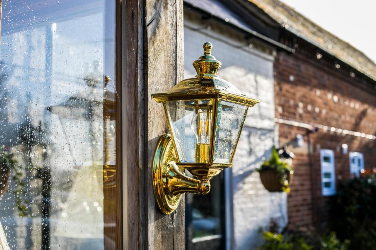 The Bell - Brunning And Price Hotel Alderminster Екстериор снимка