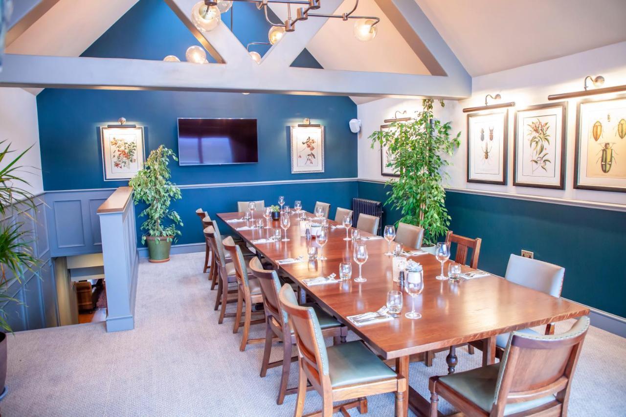 The Bell - Brunning And Price Hotel Alderminster Екстериор снимка